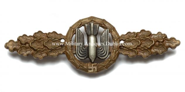 Bomber Clasp in Bronze, Silver and Gold