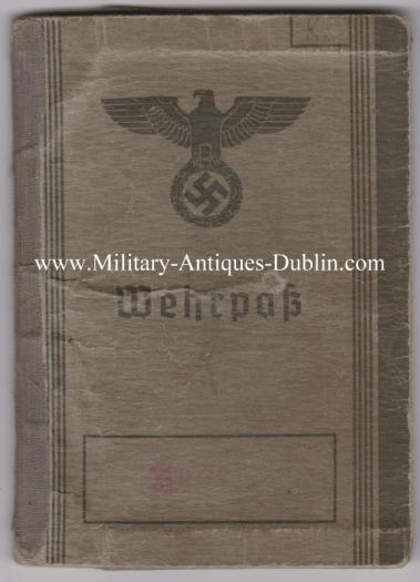 Heer Wehrpass & Award Document - Oberfähnrich Wilhelm Kraft